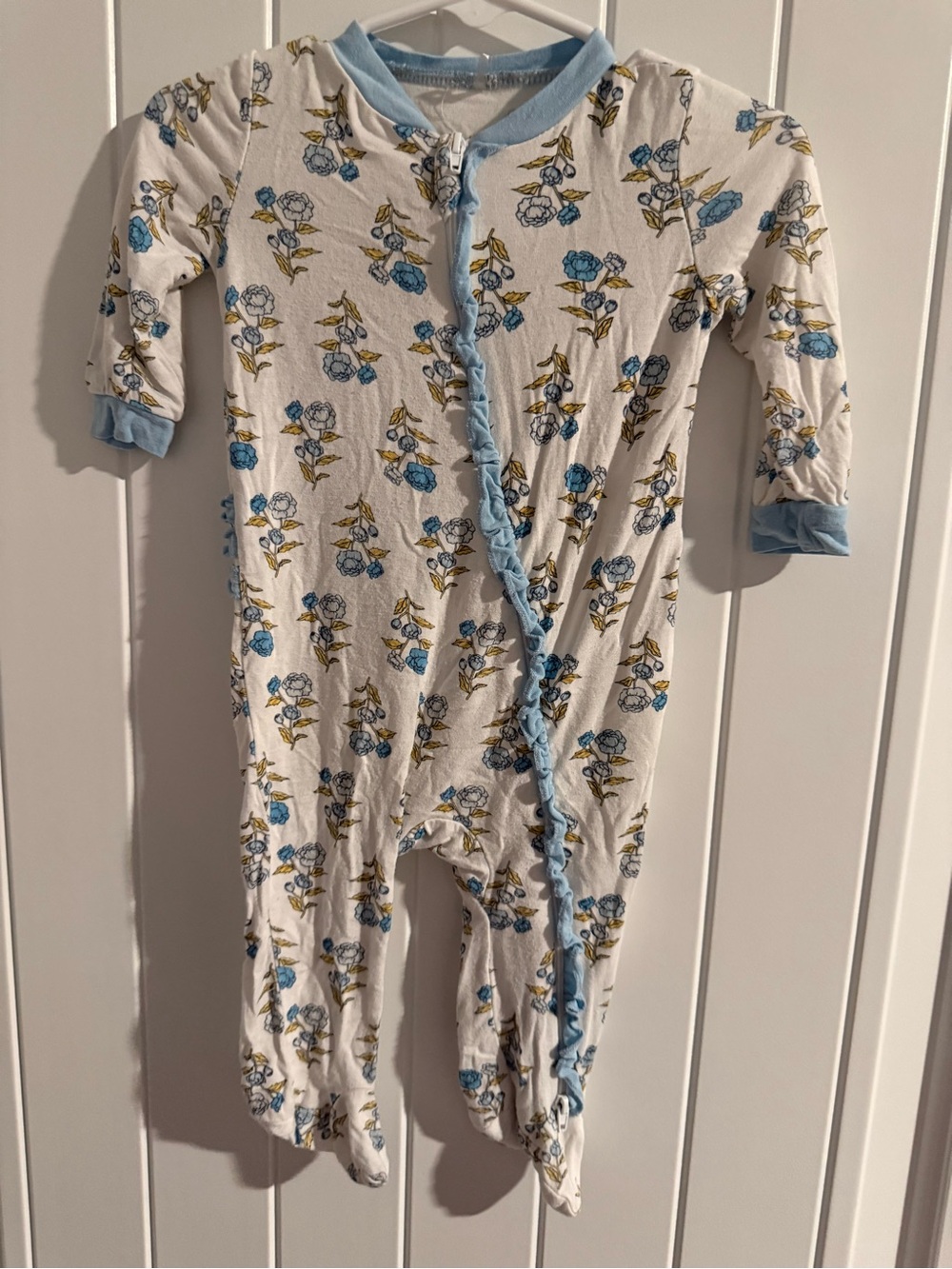 Milkberry Floral Ruffle Footie Pajamas 3-6M